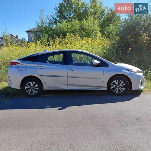 Toyota Prius 2017