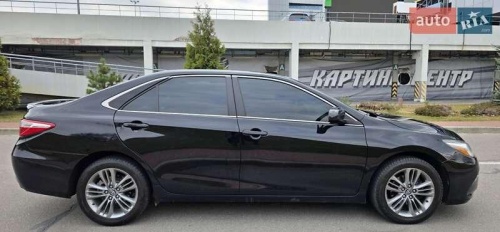 Toyota Camry 2016