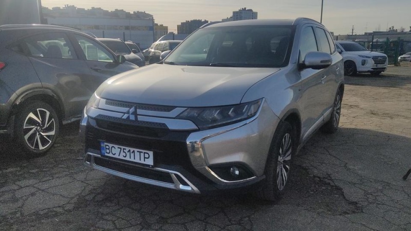 Mitsubishi Outlander 2018