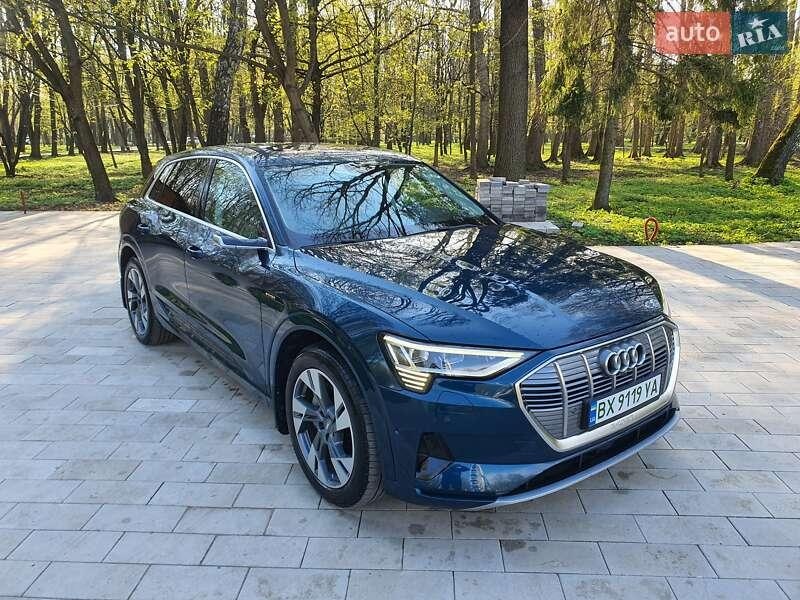Audi e-tron 2019