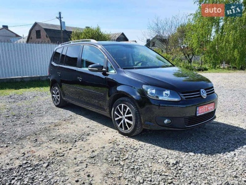 Volkswagen Touran 2011