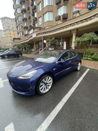 Tesla Model 3 2018