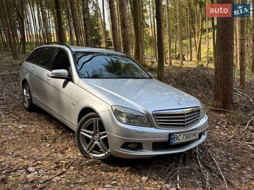 Mercedes-Benz C-Class 2010