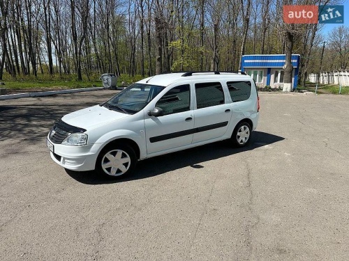 Dacia Logan 2011