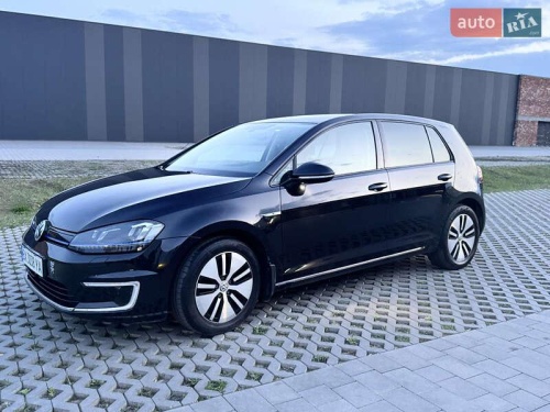 Volkswagen e-Golf 2016