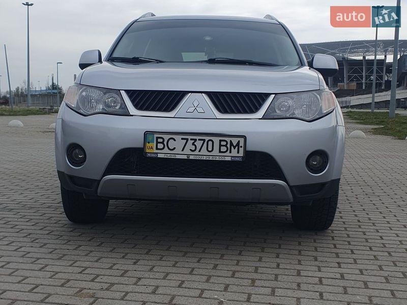 Mitsubishi Outlander XL 2008