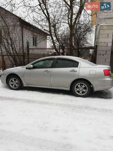 Mitsubishi Galant 2008