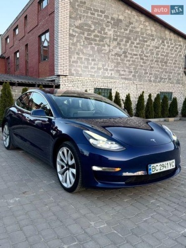 Tesla Model 3 2018