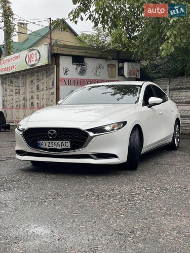 Mazda 3 2019