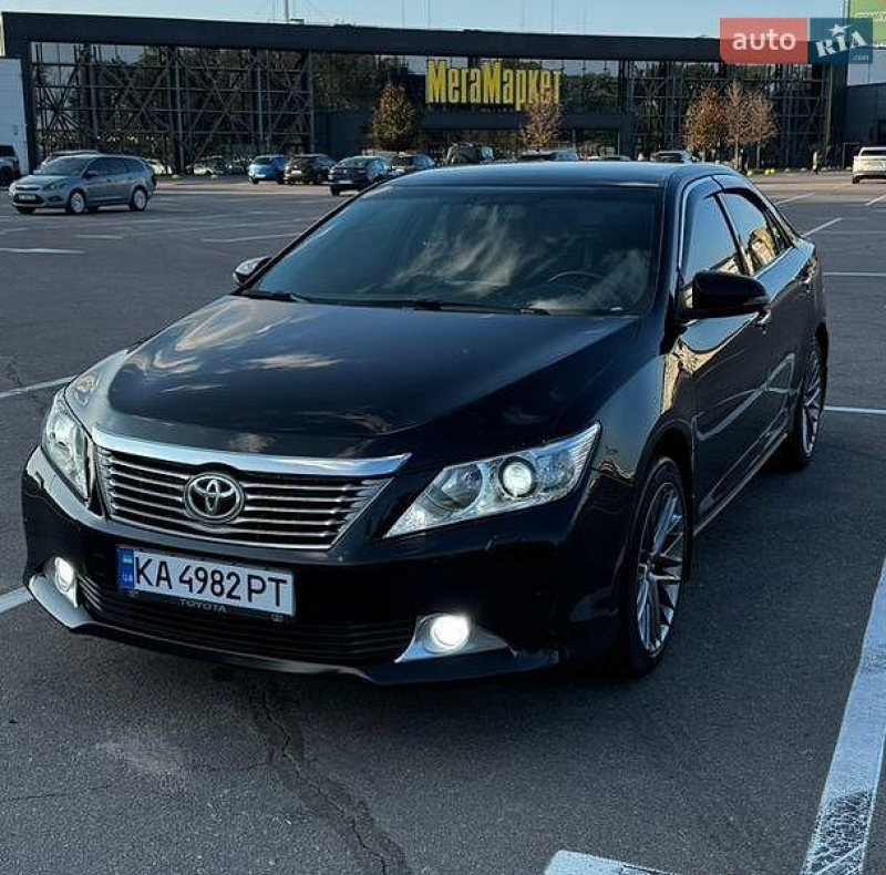 Toyota Camry 2012