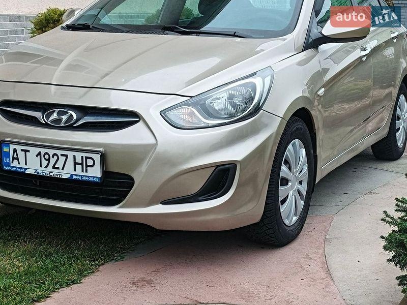 Hyundai Accent 2011