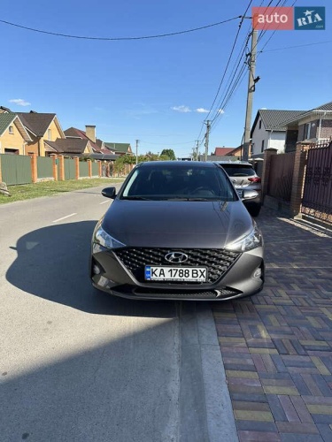 Hyundai Accent 2021