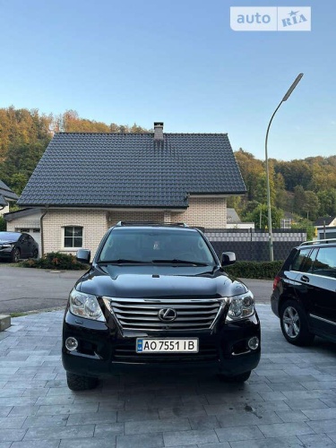 Lexus LX 2008