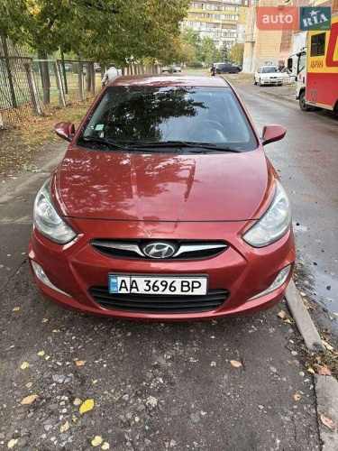 Hyundai Accent 2013