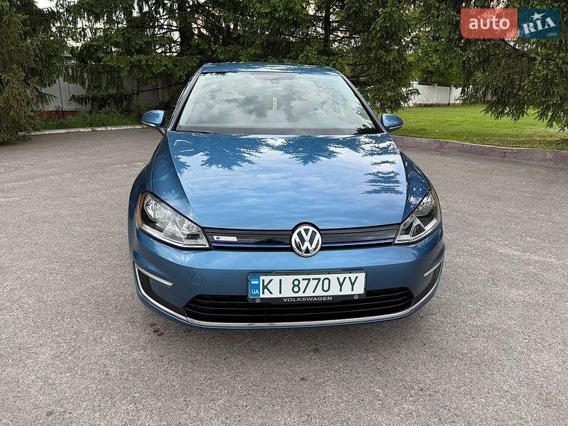 Volkswagen e-Golf 2015
