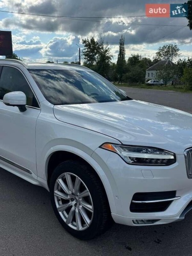 Volvo XC90 2016