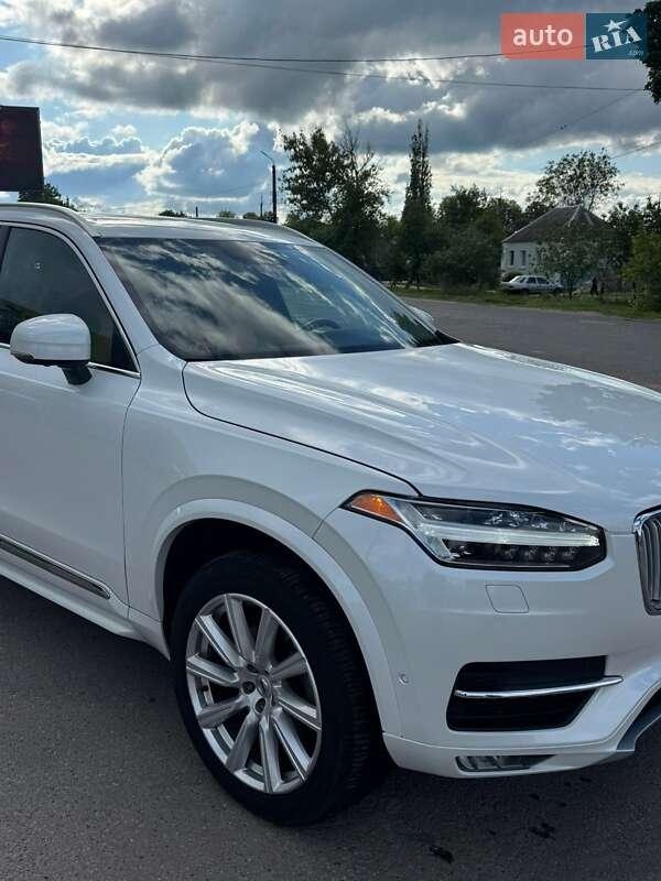 Volvo XC90 2016