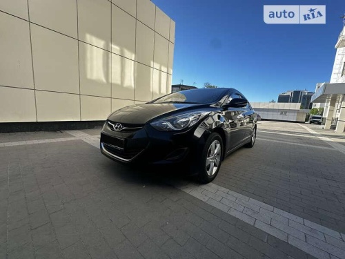 Hyundai Elantra 2013