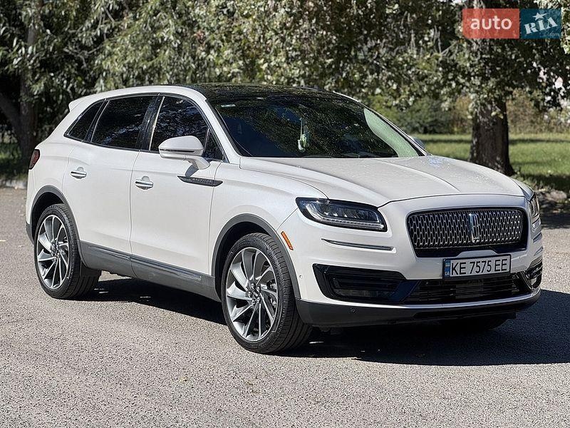 Lincoln Nautilus 2019