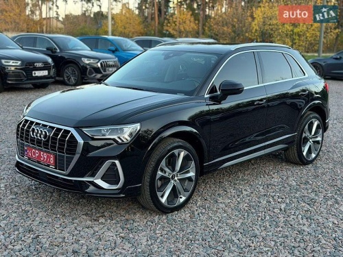 Audi Q3 2021