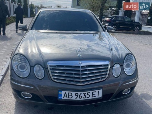 Mercedes-Benz E-Class 2008