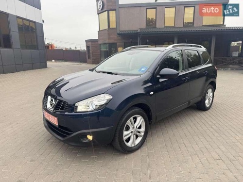 Nissan Qashqai+2 2011