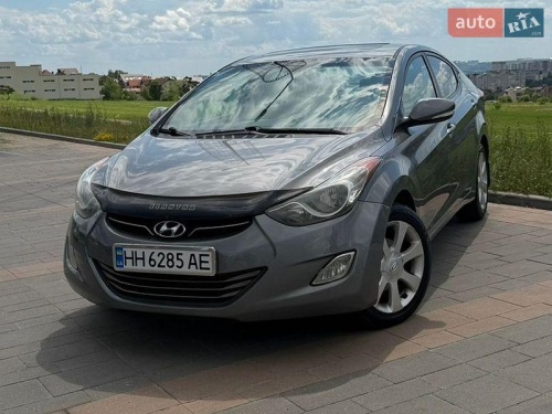 Hyundai Elantra 2013