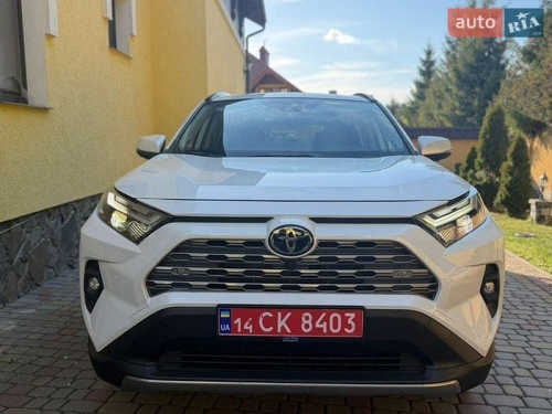 Toyota RAV4 2025