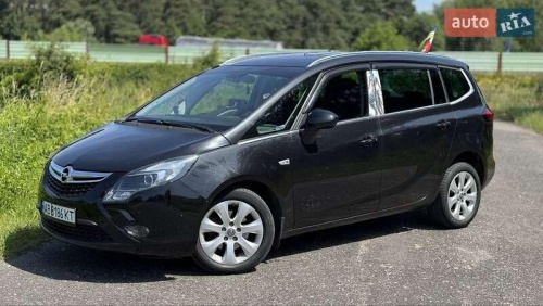 Opel Zafira 2012