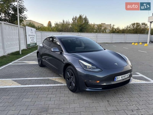 Tesla Model 3 2021