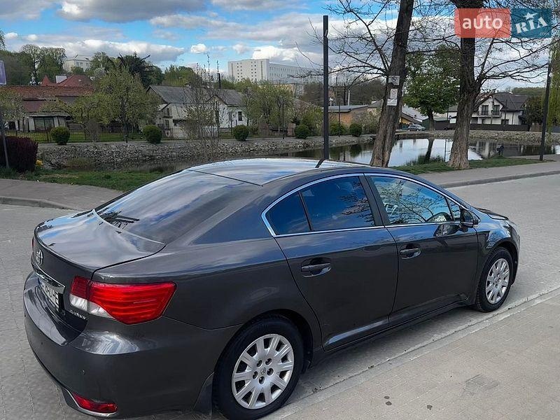 Toyota Avensis 2014
