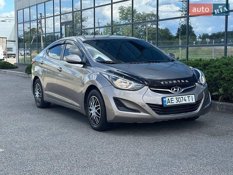 Hyundai Elantra 2014
