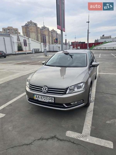 Volkswagen Passat 2012