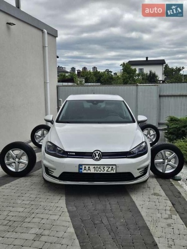 Volkswagen e-Golf 2018