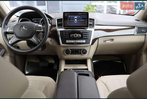 Mercedes-Benz GL-Class 2015