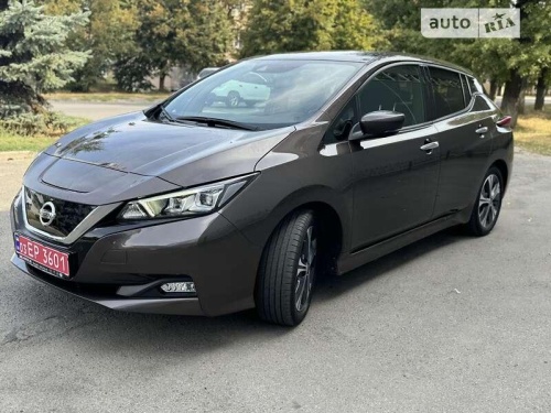 Nissan Leaf 2021