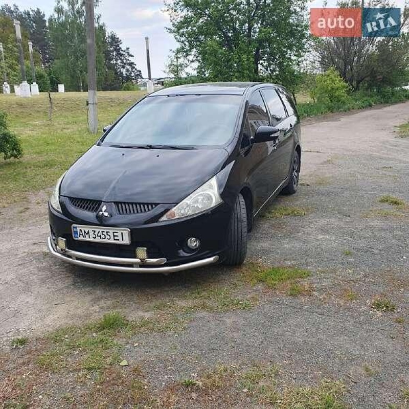 Mitsubishi Grandis 2008