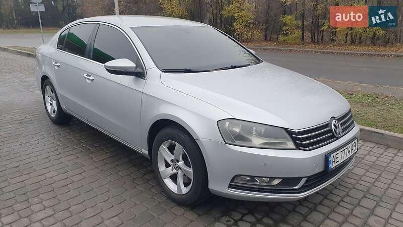 Volkswagen Passat 2011