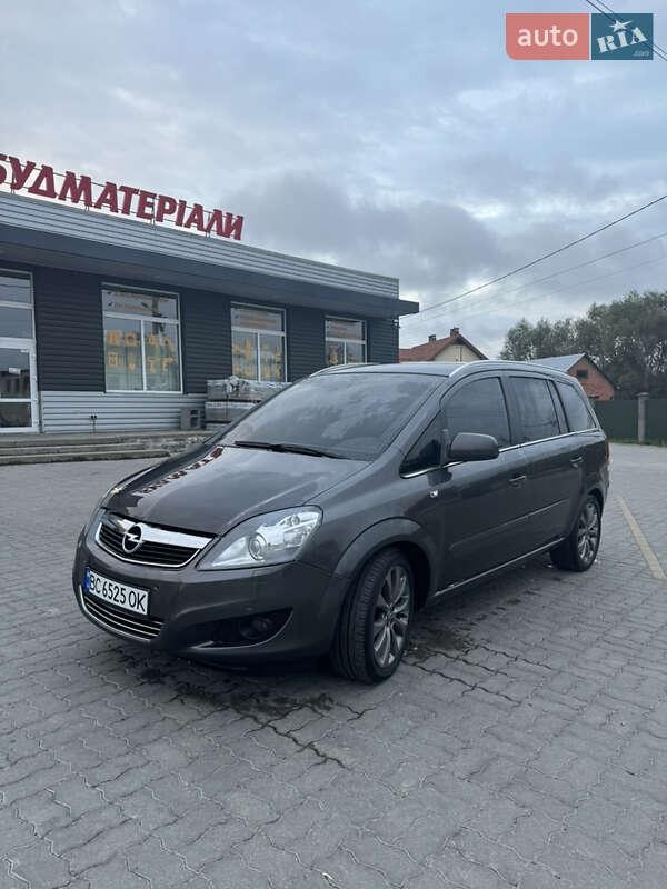 Opel Zafira 2012