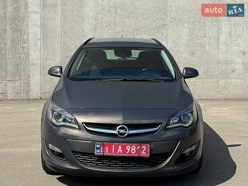 Opel Astra 2014