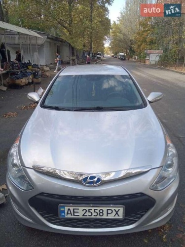 Hyundai Sonata 2013