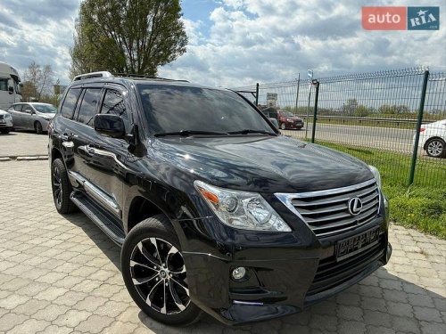 Lexus LX 2010