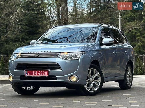 Mitsubishi Outlander 2014
