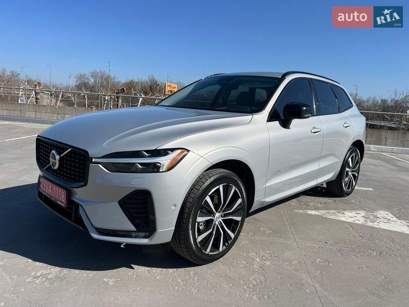 Volvo XC60 2023