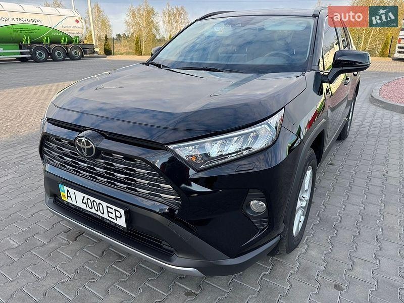 Toyota RAV4 2021