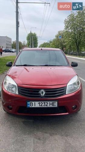 Renault Sandero 2010