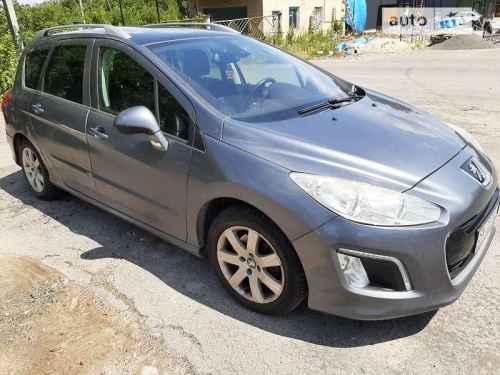 Peugeot 308 2011