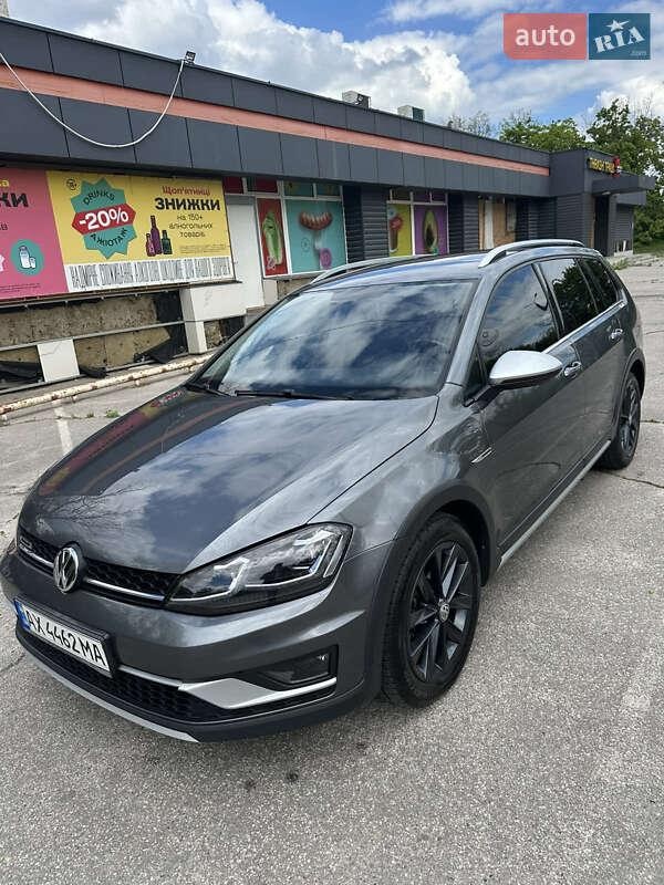 Volkswagen Golf Alltrack 2016
