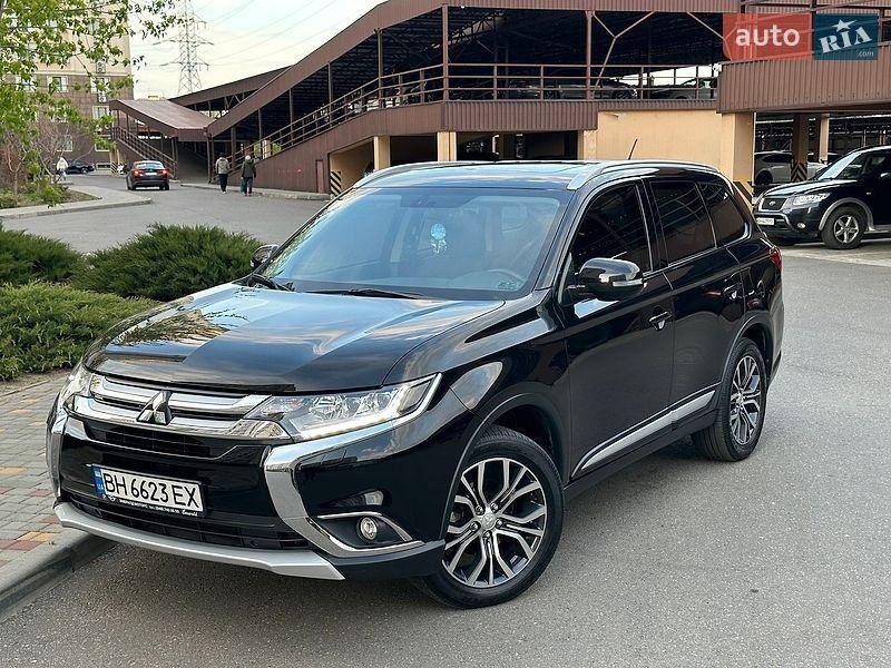 Mitsubishi Outlander 2015