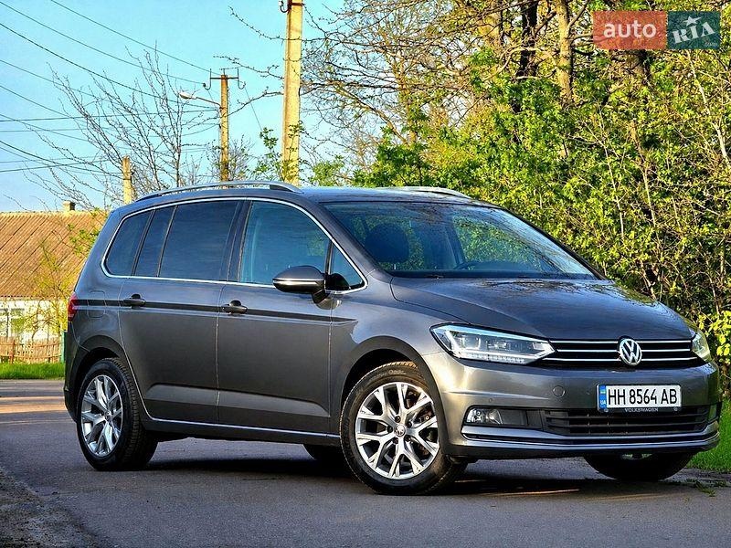 Volkswagen Touran 2019